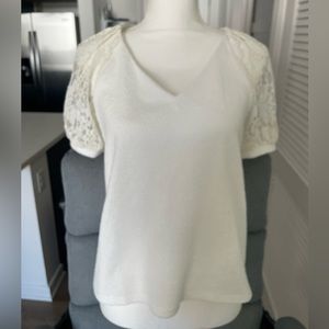 Short Sleeve Laced Tshirt